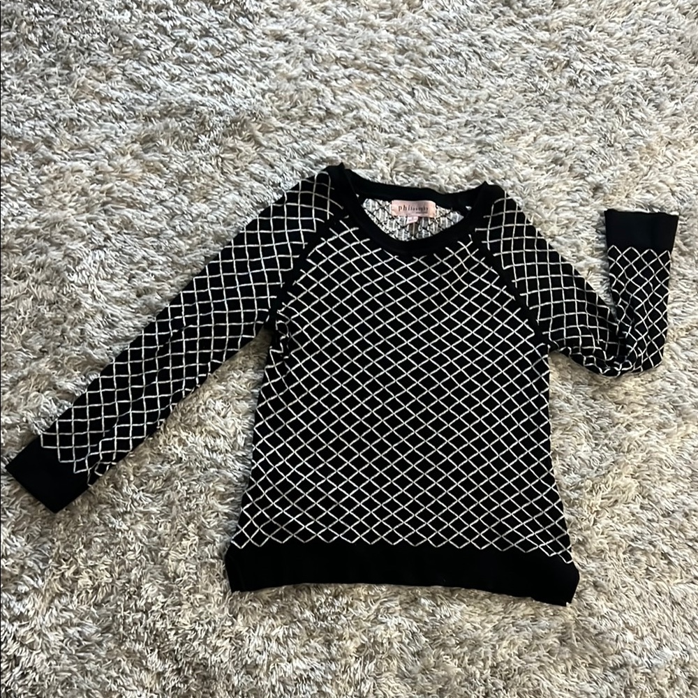 Black and White Diamond Pattern Sweater